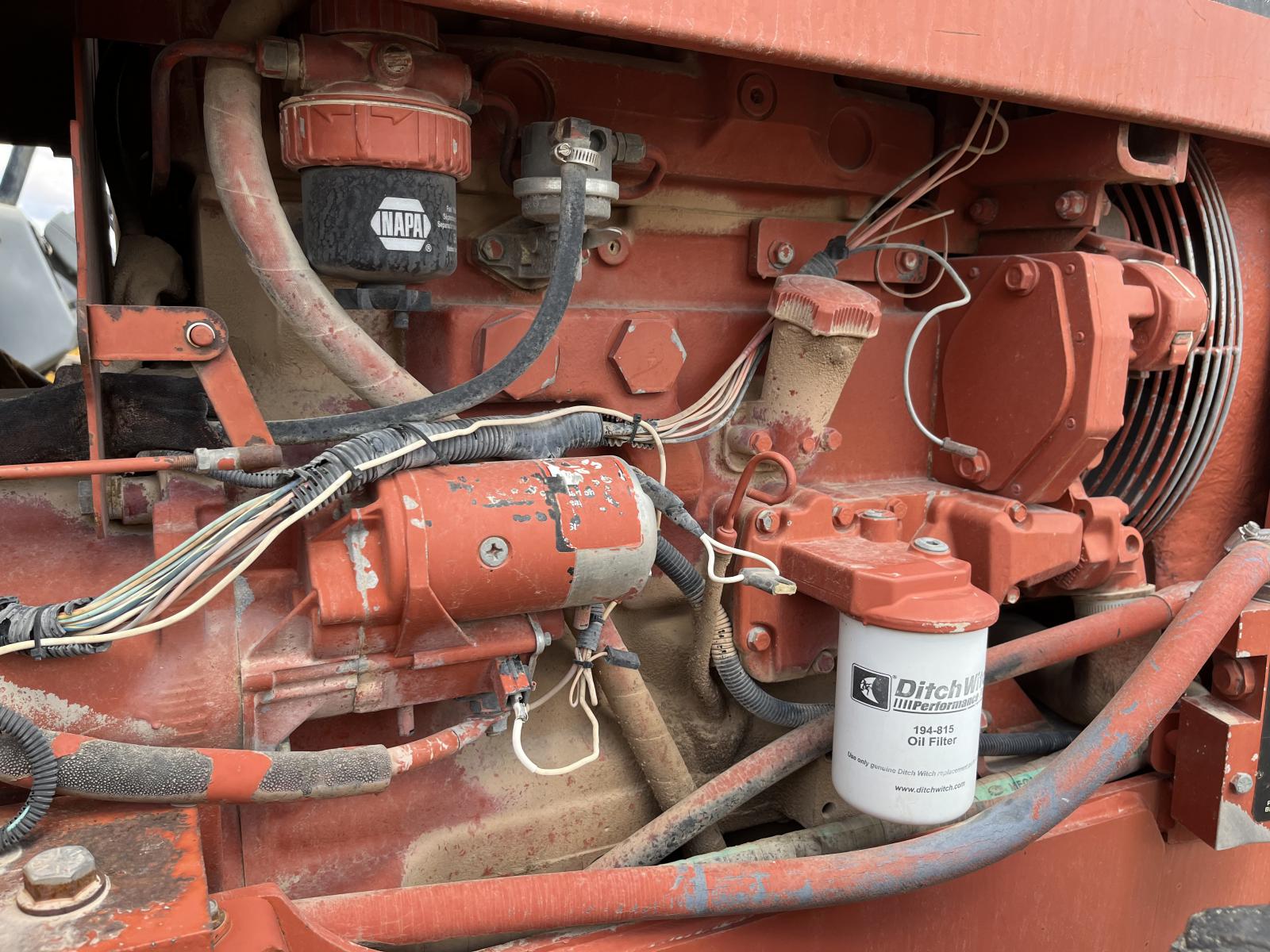 ./imagenes/INVOICE/2019/17566/ZANJADORA DITCH WITCH 8020T (2).JPG